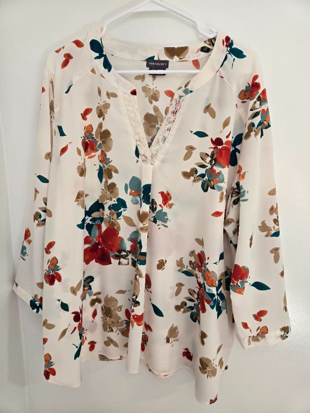 Van Heusen Women's Floral Botanical Blouse XXL Lace Trim V-Neck Colorful